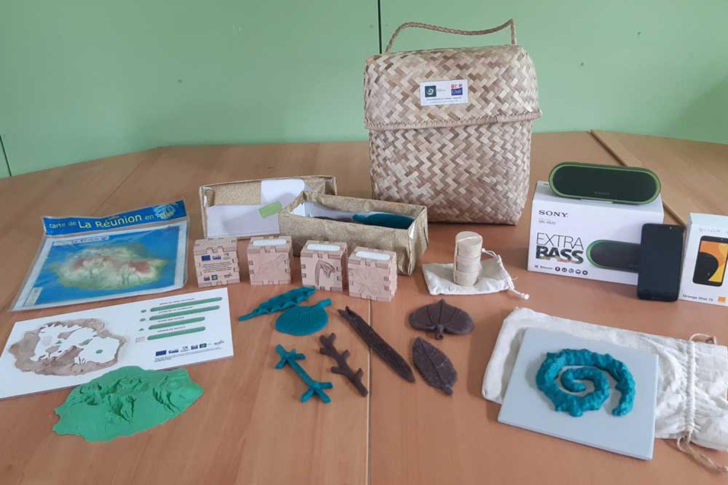 Kit pédagogiques adapté aux déficients visuels
